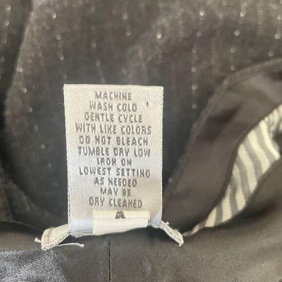 Chicos Women Pants 8 Smokey‎ Gray Straight Leg Pin Stripe Dot Classic Officewear - Picture 9 of 11